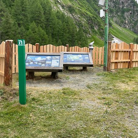 Berghaus Aussergschloess Matrei in Osttirol Exterior photo