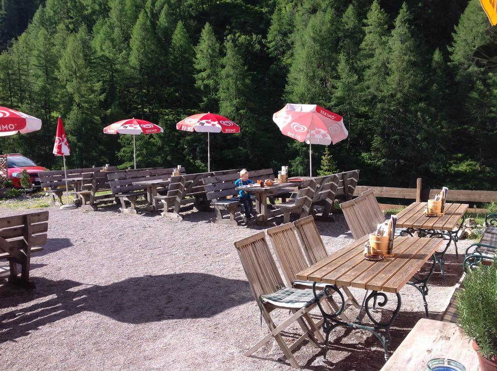 Berghaus Aussergschloess Matrei in Osttirol Exterior photo